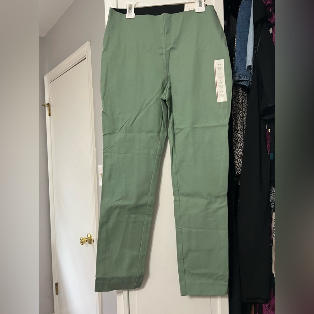 A New Day Skinny Ankle Pants- BRAND NEW!